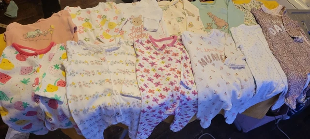 Pacchetto 0-1 mese bambina neonata mix Disney e noce moscata