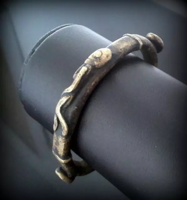 Magnifique bracelet Africain Dogon en Bronze-Objet ancien Pays Dogon-Mali.