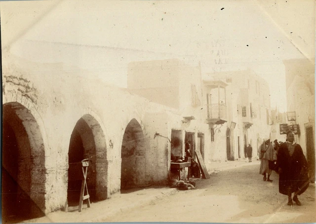 Femme tunisienne voilée Photo CDV Tunis Garrigues circa 1870