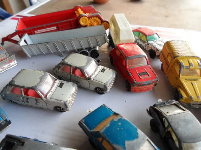 lot de 14 voitures miniatures majorette annee 1980