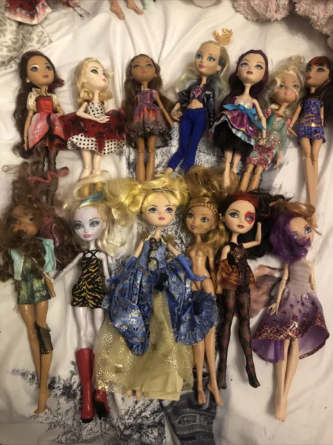 Lot of 13 Ever After High Dolls