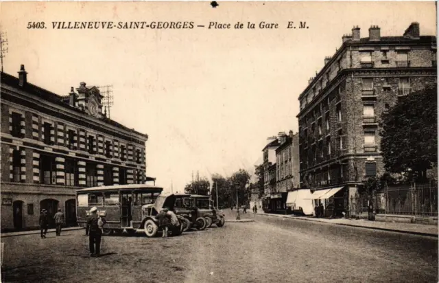 CPA AK VILLENEUVE-St-GEORGES Place de la Gare (672092)
