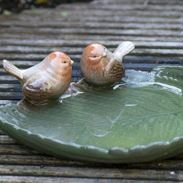 Süßes Keramik Vogelbad, Vogeltränke DIVA, zwei Vögeln auf einem Blatt