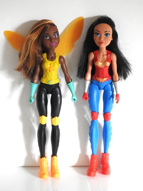 Pacchetto DC Comics Super Hero Girls Wonder Woman Bumble Bee 12" Modellino bambola