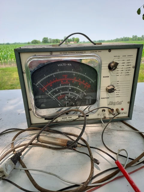 Hickok Model 209C Vacuum Tube Voltmeter