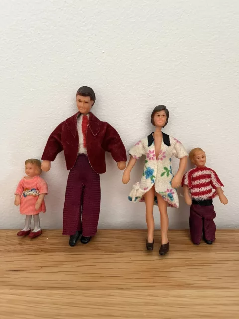 lunby dolls house  Dolls 1970s Family