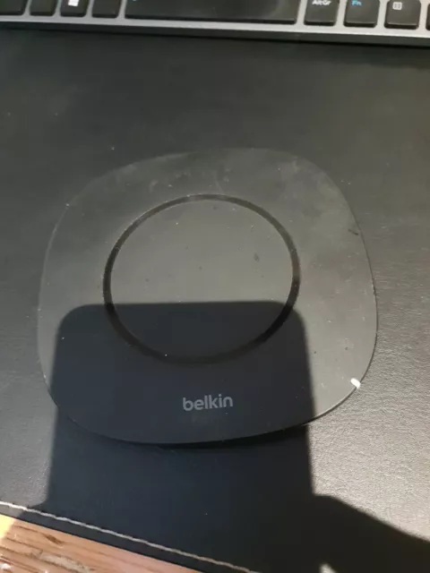 Belkin Boost Up Qi Wireless Charging Pad 5W Universal Wireless Charger F8M747