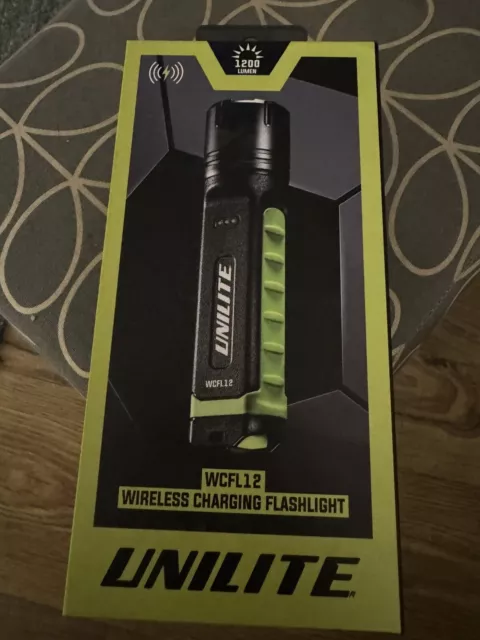 Unilite WCFL12 Wireless Charging Flashlight