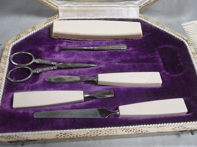 🇫🇷 COFFRET Necessaire A Manucure Bakelite Ciseaux Limes Peigne Vintage ...