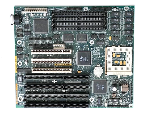 Rétro INTEL CNC CIRCUIT BOARD PBA 638995-812 socket 5