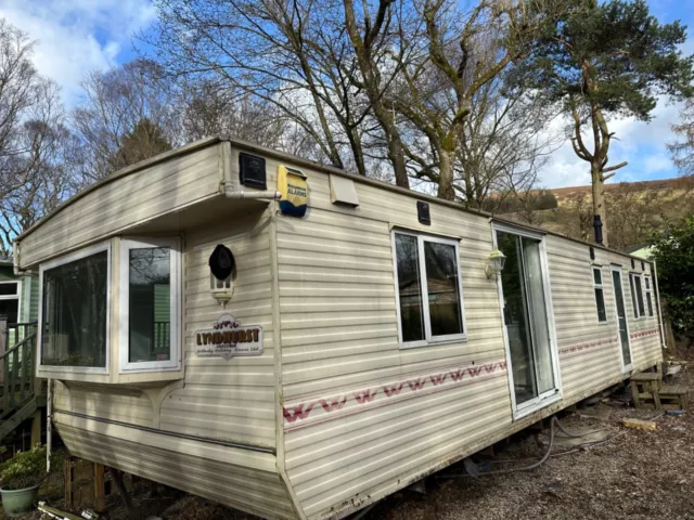 Willerby Lyndhurst Off Site Static Caravan 2 Bed Double Glazed Gas Central Heat