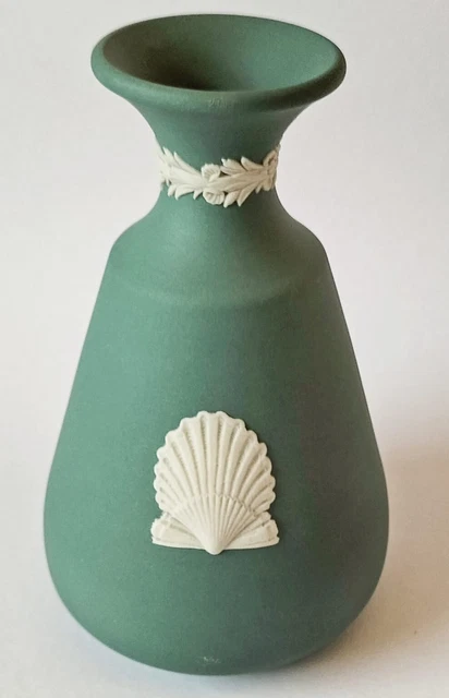 Wedgwood Verde Azulado Verde Jasperware Florero Concha