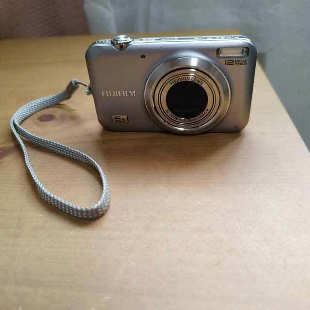 FUJIFILM FinePix JX200 FUJIFILM FINEPIX JX200 Digital Camera for