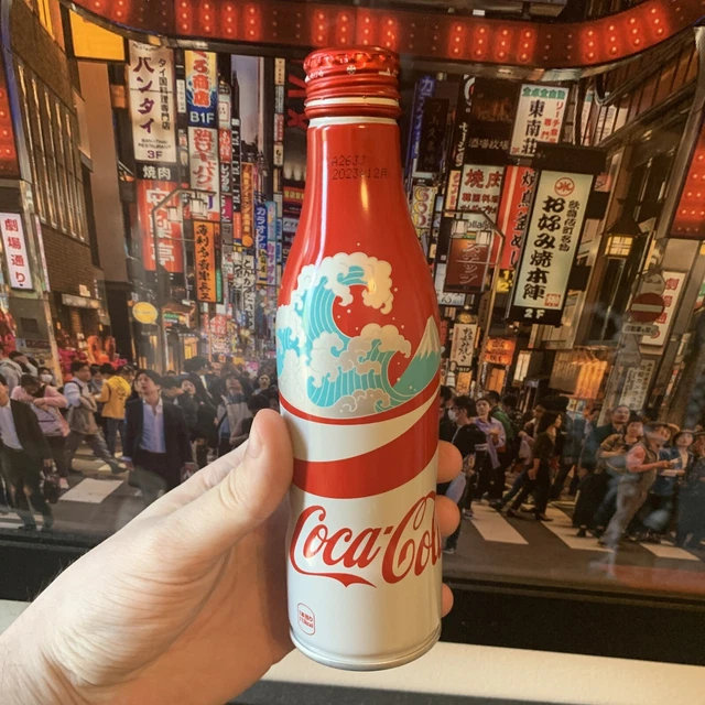 Empty coca cola coke Can JAPAN Tsunami Mt.Fuji Fujisan Japanese 2023 bottle