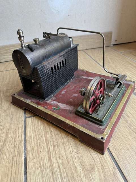File:Conserverie de sardines machine à vapeur 1.jpg - Wikimedia