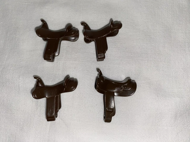 Lot De Personnages BARAVELLI KINDER MAXI – Cowboys, Indiens Et Chevaux