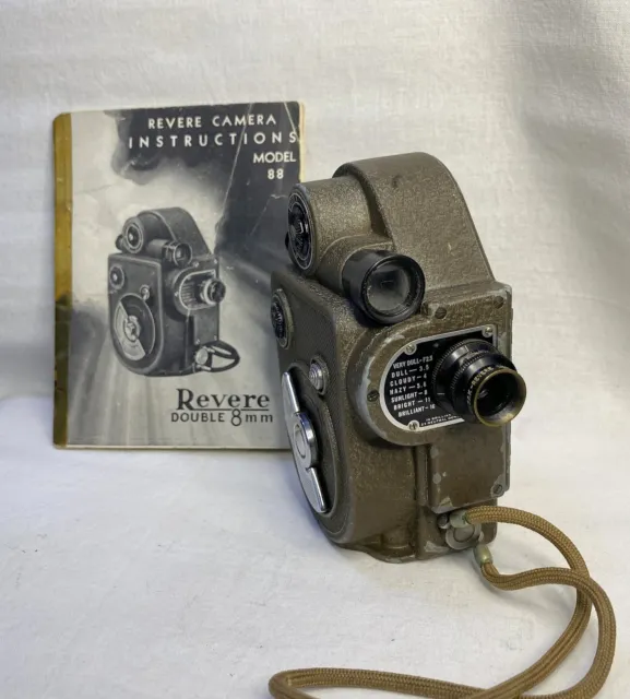 Cámara de cine Revere doble 8 mm modelo 88 (~1945)