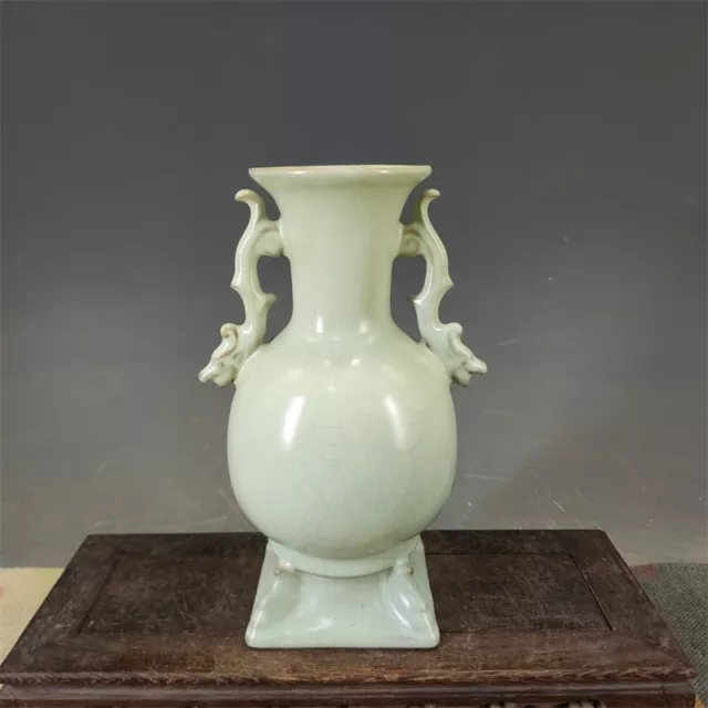 Fine Chinese Old Ru Kiln Celadon Crackle Glaze Porcelain Dragon-ears Vase Mark