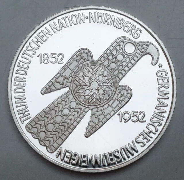 MEDAILLE: ADLERFIBEL - GERMANISCHES MUSEUM 1852-1952, Cu versilbert, PP, Be9/13