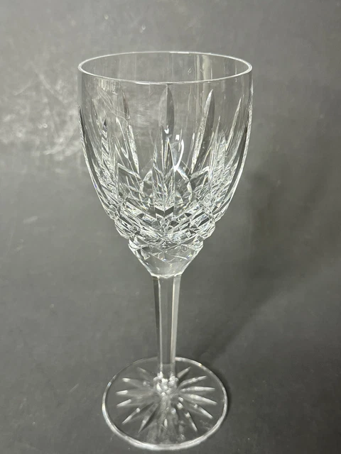 Excellent Waterford Crystal ARAGLIN 7 7/8" Water/Wine goblet