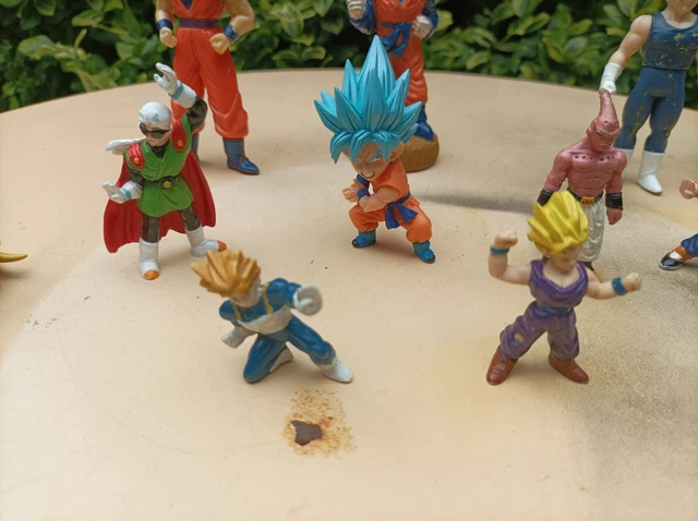 Lot DragonBall Z – Figurine Vegeta 24cm + 6 Saibaimen 11cm (Bandai, Neuf)