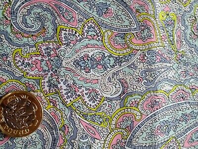 Remnant piece of PAISLEY Liberty of London Tana Lawn cotton approx 27 x 27 cm