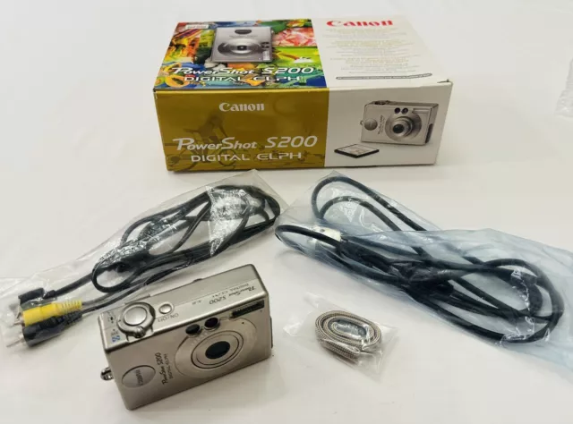 Canon PowerShot Digital ELPH S200 LCD Silver Digital Camera W/ Cables PARTS ONLY