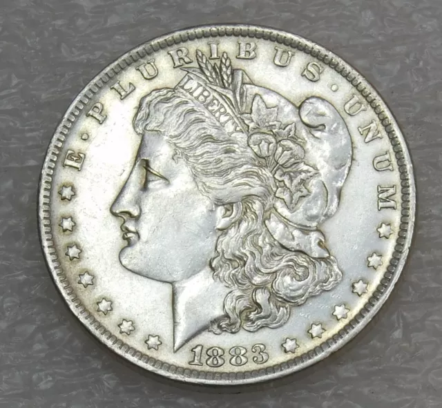 1883 O Morgan Silver Dollar AU/BU Bright Frosty Luster in saflip #H841