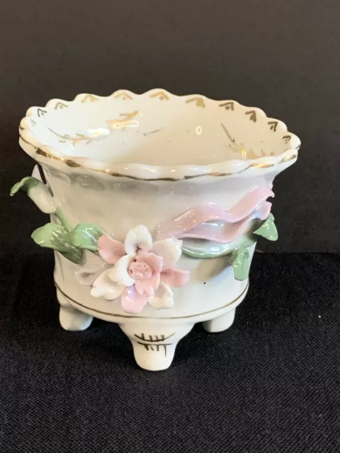 Vintage Capodimonte Style Footed Bowl/Dish/3D Flower/Leaves/Gold Accents