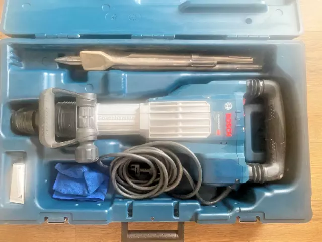 Bosch Professional Stemmhammer GSH 11 VC | SDS-max | inkl. Meißel u. Zubehör