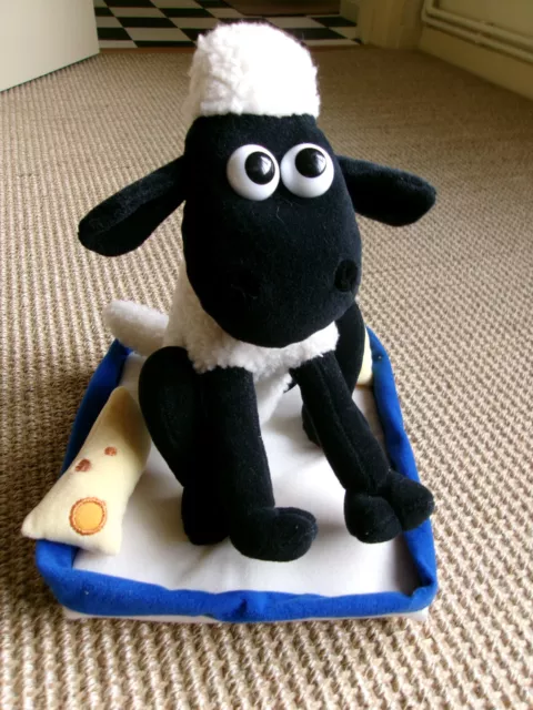 Shaun Sheep on Cheeseboard Wallace & Gromit Limited Edition Collectable Soft Toy