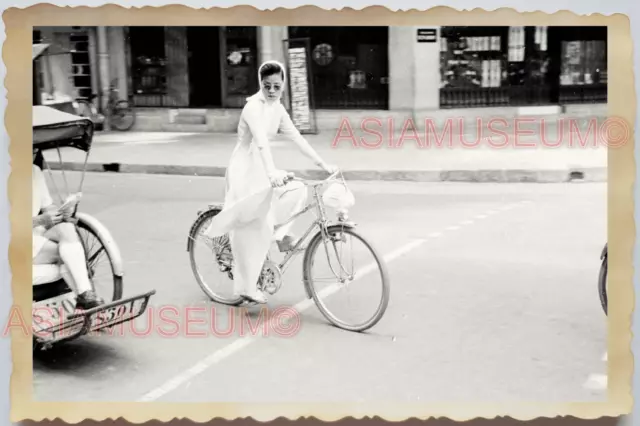 40s WW2 Vietnam AO DAI YOUNG LADY GIRL BICYCLE STREET SCENE Vintage Photo 29684