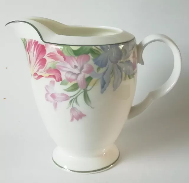 Royal Albert Fonteyn Jarra de Leche