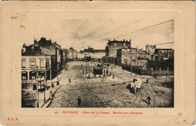 CPA ROUBAIX - Place de la Liberte (127097)