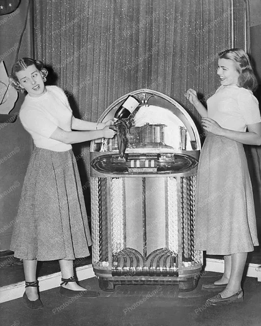 Girls Christen A 1947 Wurlizer 1015 Jukebox 8 by 10 Reprint Photograph