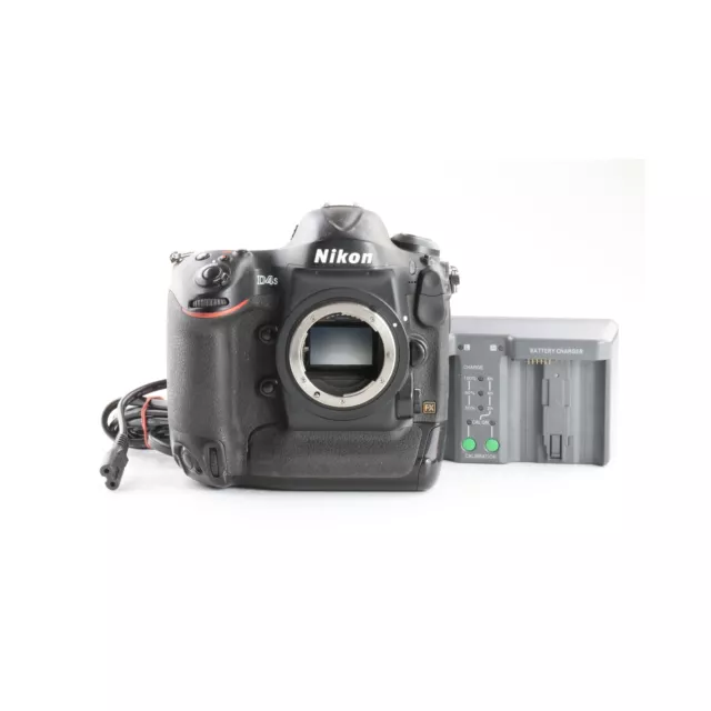 Nikon D4s +310 k Shutter Count + Good (240957)