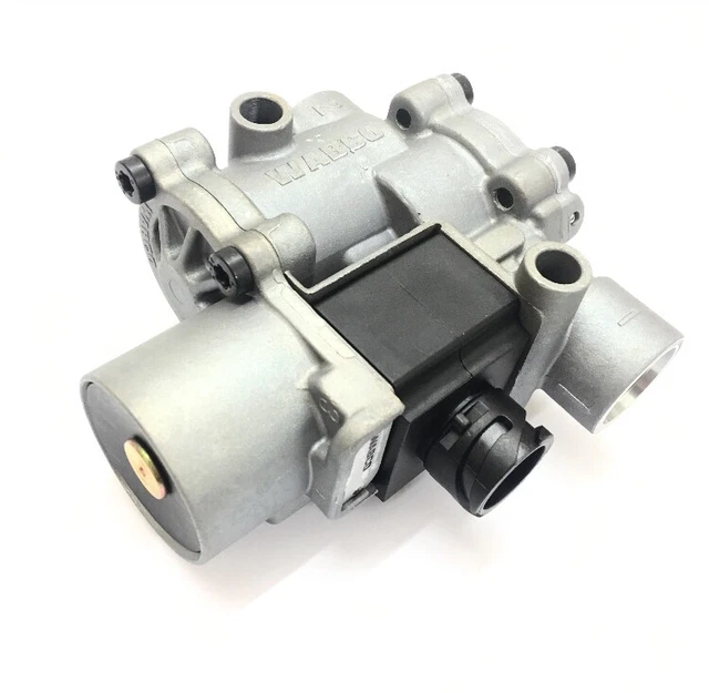 GENUINE MERCEDES BENZ Econic Actros Atego Front Axle Brake Valve ABS ...