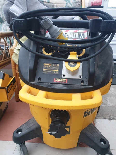 DeWALT DWV902M-LX M-Class Construction Dust Extractor 110V
