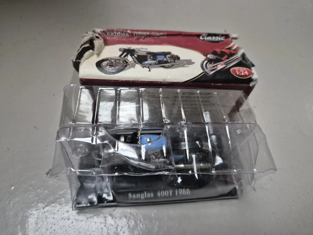 Miniatura 500 cc MV Agusta 500/John Surtees 1956 - Hobbies e coleções