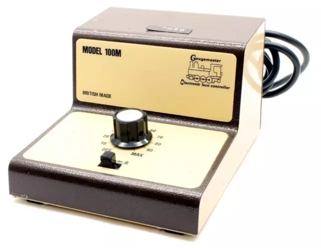 Gaugemaster 'Multi' Gauge Model 100M Single Track Cased Controller