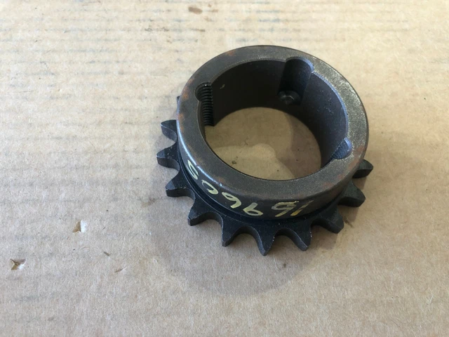 thumbnail image 2 of Sourcing Map #25 Chain Roll Gear 6 Mm Bore 1/4 Inch Distance 19 Tooth Single Beach Chain Sprocket C45 Carbon Steel 25 Roll Chain Sprocket With Set Screws For ISO 04C Chain 2 of 12