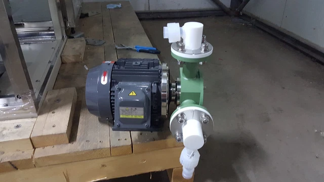 TOSHIBA Nikuni 32UCP-L22ZU2 Ultra Clean Purified Liquid Turbine Pump