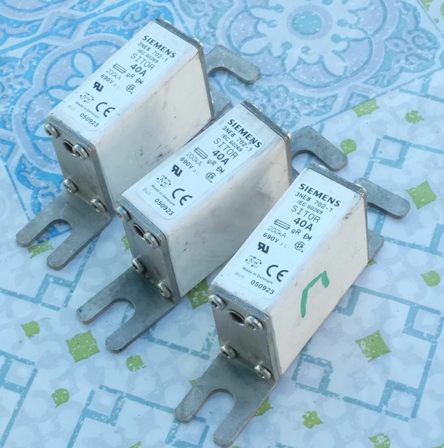 3X Siemens 3NE8702-1 fusible 40A taille 0 gR 690V SITOR Lot de 3
