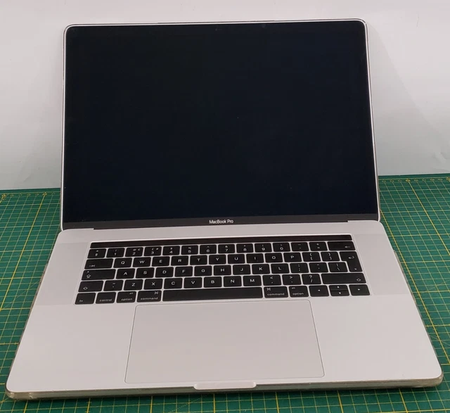 Macbook Pro 2017 Core I7 15 16gb 512gb Radeon A1707 L E I A