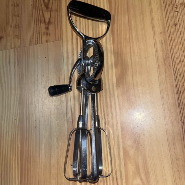 Vtg EKCO Best Egg Beater Hand Held Crank Mixer Stainless Steal Black Handle USA