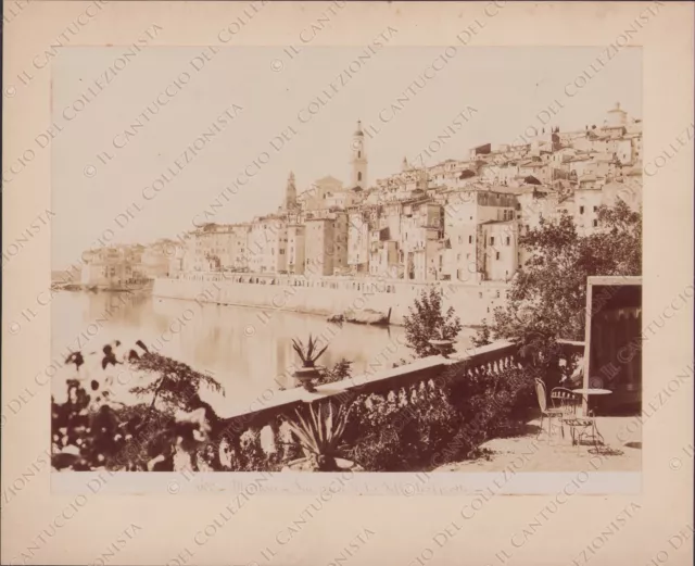 FRANCE Menton Vue prise de la Villa les Grottes Foto Photo