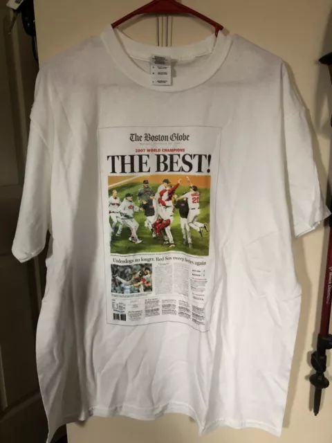 2007 Red Sox World Series Champions Large Tshirt with Boston Globe Newspaper