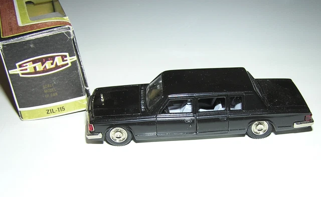 ZIL 117 Novoexport échelle 1/43 – Noire – Miniature Voiture Russie