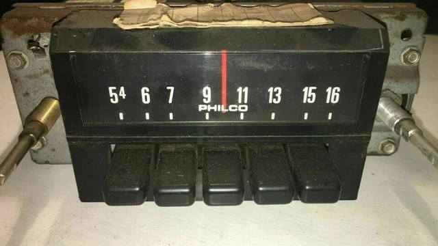FORD 1970s AM Radio Car Truck D30-A18806- C20-2