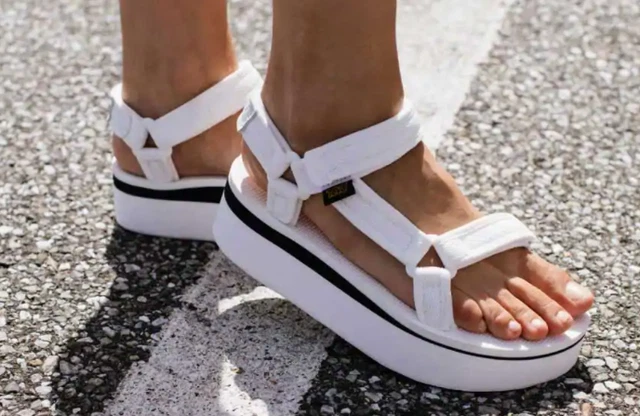 Teva flatform sales universal mesh